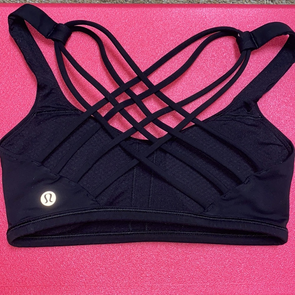 Lululemon sports bra - Picture 2 of 4